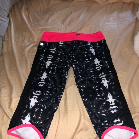 Fabletics crops - Picture 3 of 4